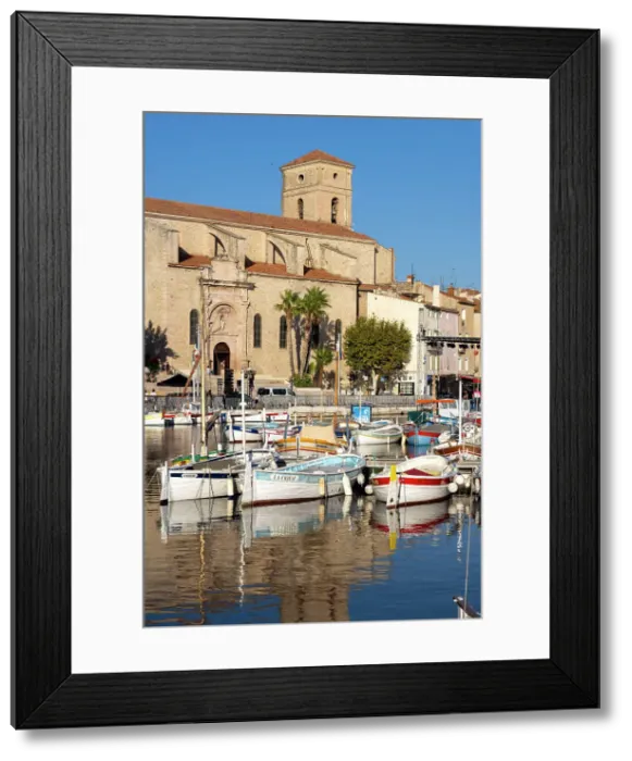 Framed Print : Old port of La Ciotat, Bouches-du-Rhone, Provence-Alpes-Cote d'Azur, France Framed Print : Old port of La Ciotat, Bouches-du-Rhone, Provence-Alpes-Cote d'Azur, France