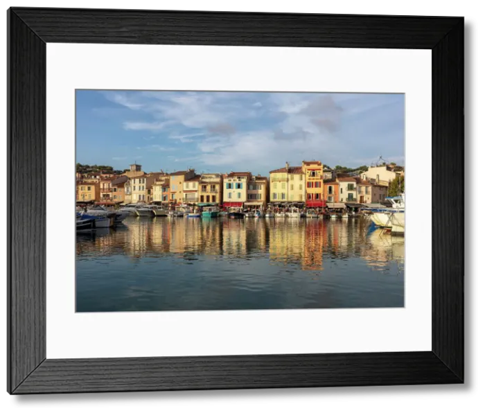 Framed Print : Cassis harbour and traditional fishing boats, Bouches-du-Rhone, Provence-Alpes-Cote d'Azur, France Framed Print : Cassis harbour and traditional fishing boats, Bouches-du-Rhone, Provence-Alpes-Cote d'Azur, France