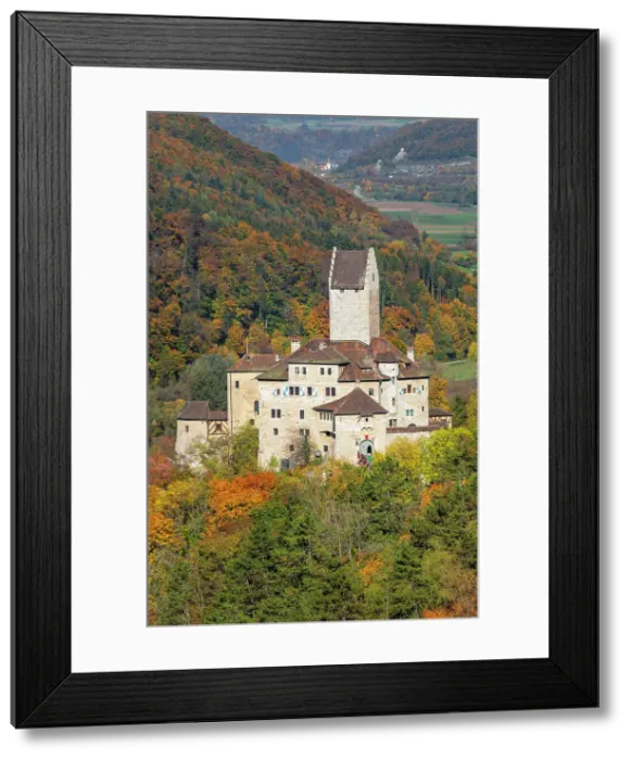 Framed Print : Kipfenberg castle, Altmuhltal Nature Park, Kipfenberg, Upper Bavaria, Germany