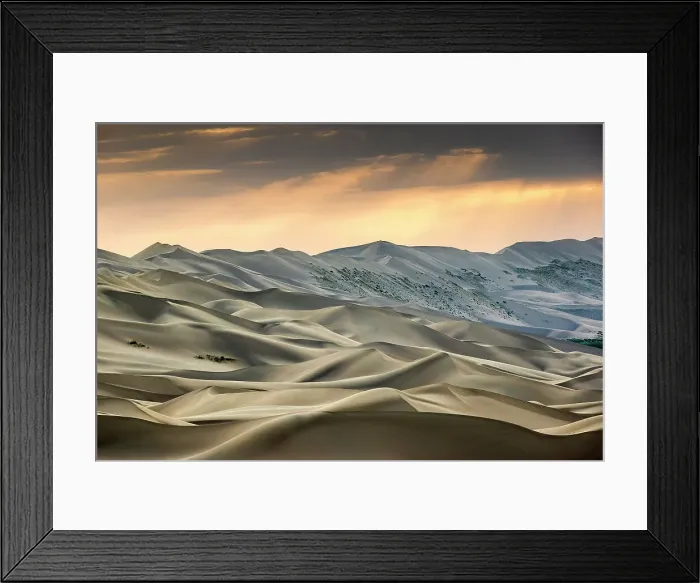 Framed Print : Khongoryn Els sand dunes at sunset, Gobi Desert, Mongolia Framed Print : Khongoryn Els sand dunes at sunset, Gobi Desert, Mongolia