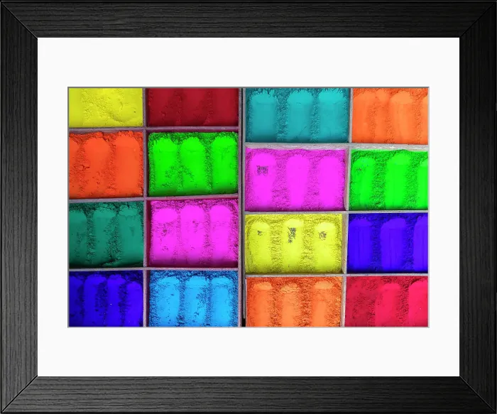 Framed Print : Coloured powder for sale at market at Pashupatinath Temple, Kathmandu, Nepal