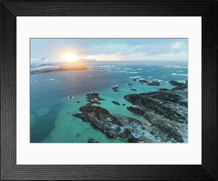 Framed Print : Winter sunrise over the cold arctic sea and fishing huts on frozen cliffs, Sommaroy, Troms county, Norway Framed Print : Winter sunrise over the cold arctic sea and fishing huts on frozen cliffs, Sommaroy, Troms county, Norway