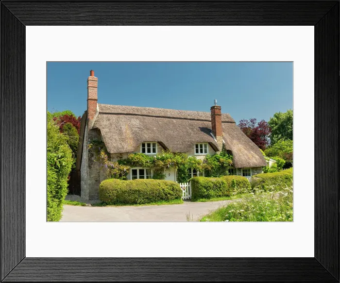 Framed Print : Thatched Cottage, Sherrington, Wiltshire, England Framed Print : Thatched Cottage, Sherrington, Wiltshire, England