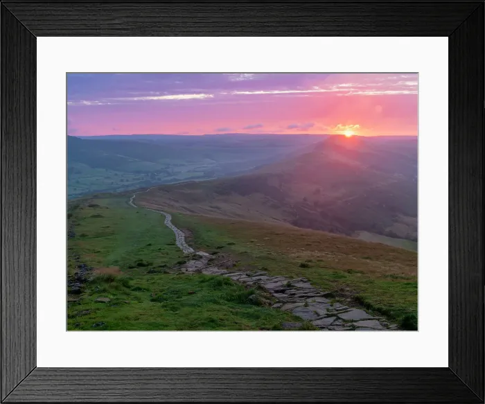 Framed Print : View from Mam Tor at Sunrise, Peak District National Park, Derbyshire, England Framed Print : View from Mam Tor at Sunrise, Peak District National Park, Derbyshire, England