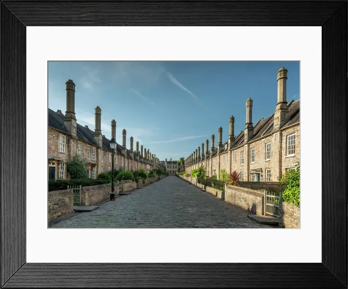 Framed Print : Vicars Close in the cathedral city of Wells, Somerset, England. Spring (May) 2019 Framed Print : Vicars Close in the cathedral city of Wells, Somerset, England. Spring (May) 2019