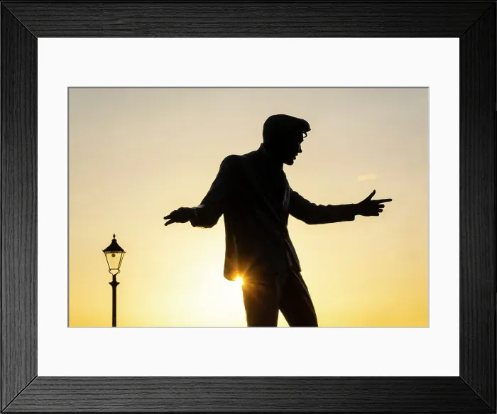 Framed Print : Billy Fury statue, Liverpool, Merseyside, England, UK Framed Print : Billy Fury statue, Liverpool, Merseyside, England, UK