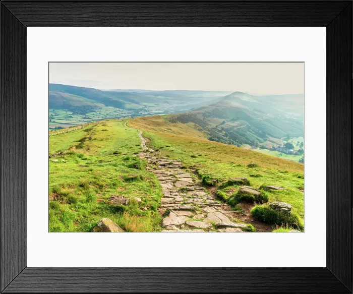 Framed Print : UK, England, Derbyshire, Peak District National Park, High Peak, Great Ridge from Mam Tor towards Back Tor and Lose Hill (Ward's Piece)
