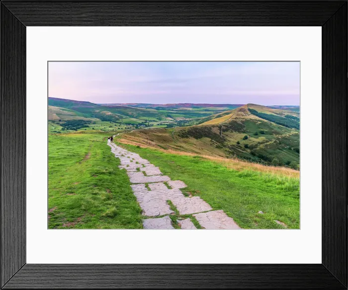 Framed Print : UK, England, Derbyshire, Peak District National Park, High Peak, Great Ridge from Mam Tor towards Back Tor and Lose Hill (Ward's Piece) Framed Print : UK, England, Derbyshire, Peak District National Park, High Peak, Great Ridge from Mam Tor towards Back Tor and Lose Hill (Ward's Piece)