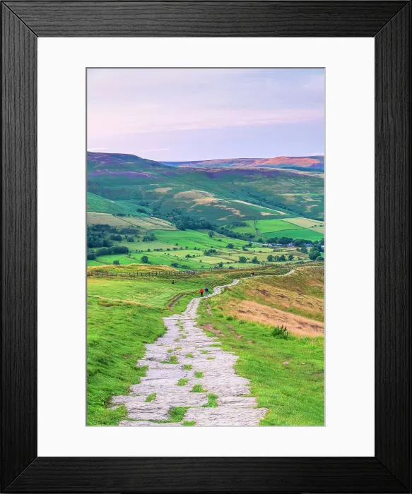 Framed Print : UK, England, Derbyshire, Peak District National Park, High Peak, Great Ridge from Mam Tor towards Back Tor and Lose Hill (Ward's Piece) Framed Print : UK, England, Derbyshire, Peak District National Park, High Peak, Great Ridge from Mam Tor towards Back Tor and Lose Hill (Ward's Piece)