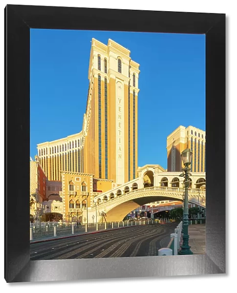 The Venetian Las Vegas Hotel at sunset, Las Vegas Strip, Paradise, Las Vegas Boulevard, Clark County, Las Vegas, Nevada, USA