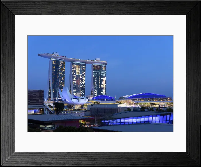 Framed Print : Marina Bay Sands Hotel at dusk, Singapore Framed Print : Marina Bay Sands Hotel at dusk, Singapore