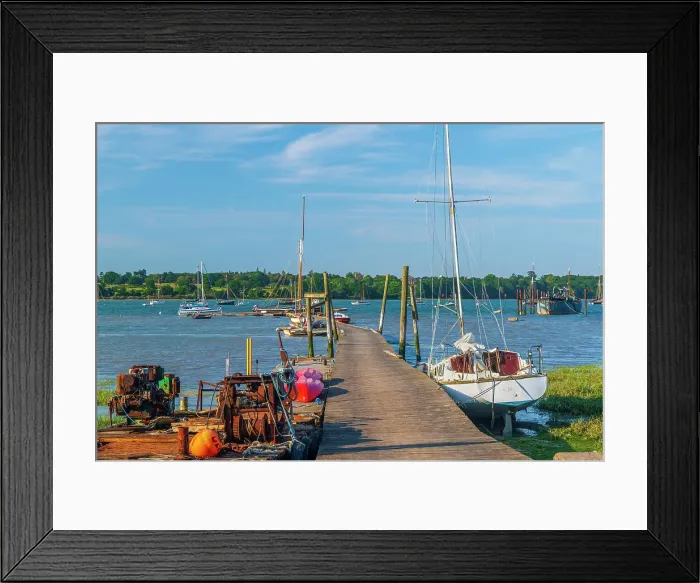 Framed Print : UK, England, Suffolk, Pin Mill, River Orwell Framed Print : UK, England, Suffolk, Pin Mill, River Orwell