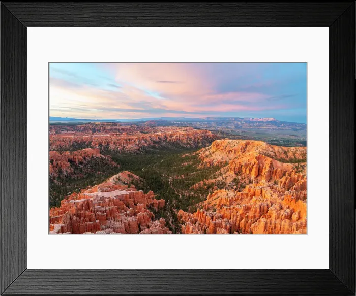 Framed Print : Bryce Canyon amphitheater at sunset, Bryce Point, Bryce Canyon National Park, Utah, USA Framed Print : Bryce Canyon amphitheater at sunset, Bryce Point, Bryce Canyon National Park, Utah, USA