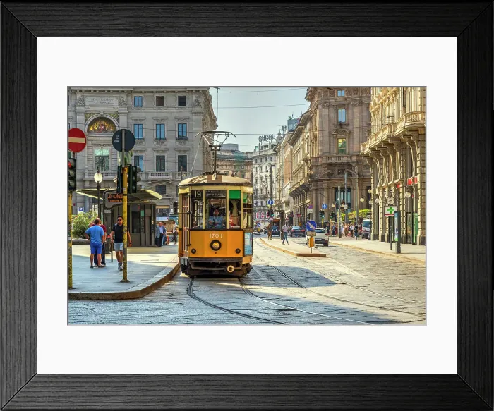 Framed Print : Piazza Cordusio, Milan, Lombardy, Italy Framed Print : Piazza Cordusio, Milan, Lombardy, Italy