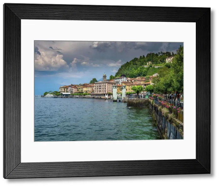 Framed Print : Bellagio, Lake Como, Lombardy, Italy Framed Print : Bellagio, Lake Como, Lombardy, Italy