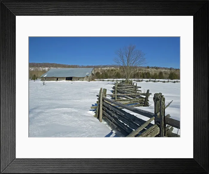 Framed Print : Splir rail or snake fence and barn in winter Sheguindah. Manitoulin Island, Ontario, Canada Framed Print : Splir rail or snake fence and barn in winter Sheguindah. Manitoulin Island, Ontario, Canada