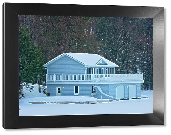 Cottage in winter Muskoka Country, Ontario, Canada