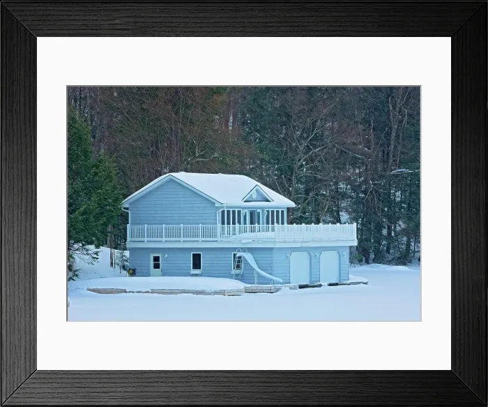 Framed Print : Cottage in winter Muskoka Country, Ontario, Canada Framed Print : Cottage in winter Muskoka Country, Ontario, Canada