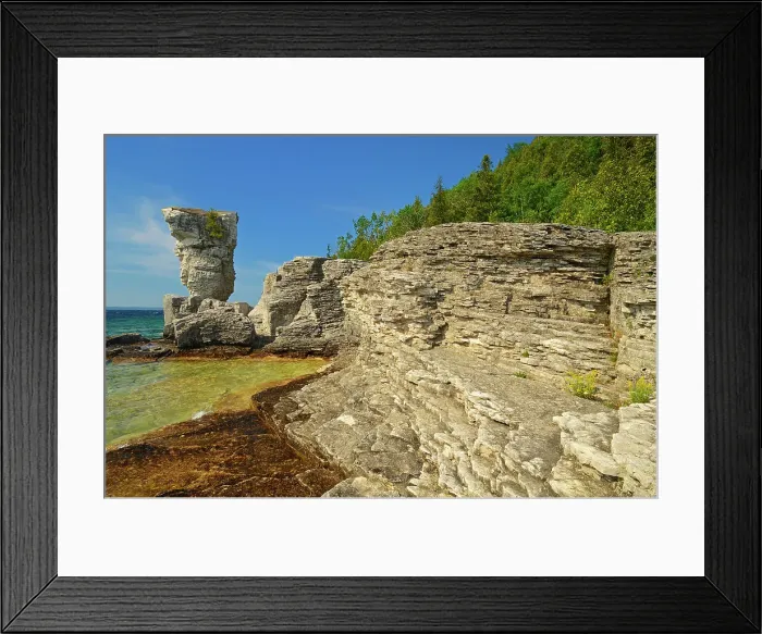 Framed Print : FLowerpot on Flowerpot Island Fathom Five National Marine Park, Ontario, Canada Framed Print : FLowerpot on Flowerpot Island Fathom Five National Marine Park, Ontario, Canada