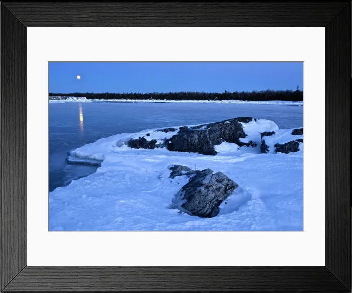 Framed Print : Full moon rising over Lake Huron. South Baymouth. Manitoulin Island, Ontario, Canada Framed Print : Full moon rising over Lake Huron. South Baymouth. Manitoulin Island, Ontario, Canada
