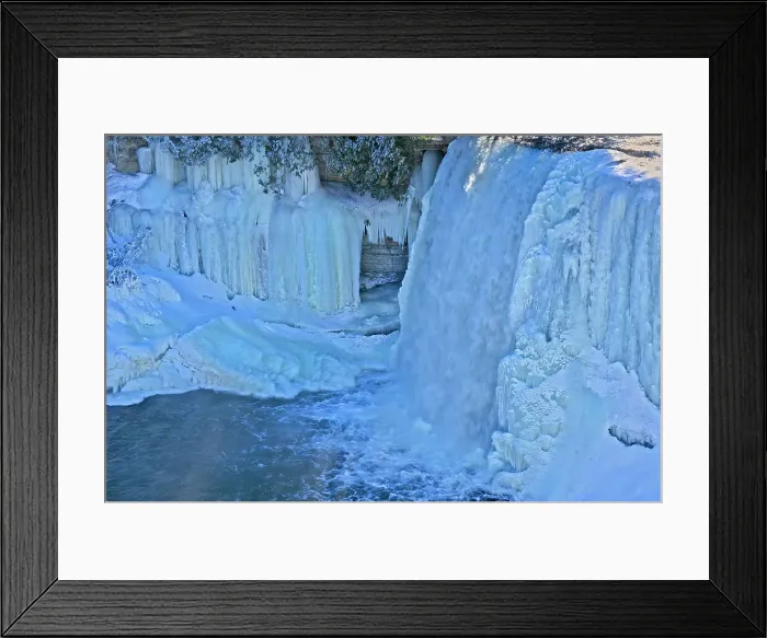 Framed Print : The Kagawong River flows over icy Bridal Veil Falls. Manitoulin Island Kagawong, Ontario, Canada