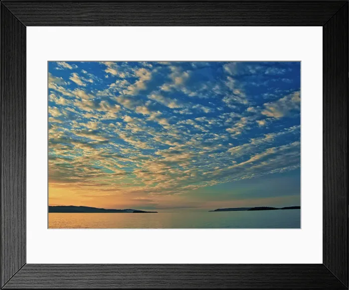 Framed Print : Clouds at sunrise on Lake Superior (Great Lakes) Rossport, Ontario, Canada Framed Print : Clouds at sunrise on Lake Superior (Great Lakes) Rossport, Ontario, Canada