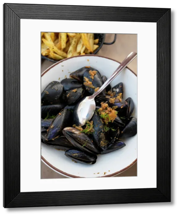 Framed Print : Mussels, Patmos, Greece Framed Print : Mussels, Patmos, Greece