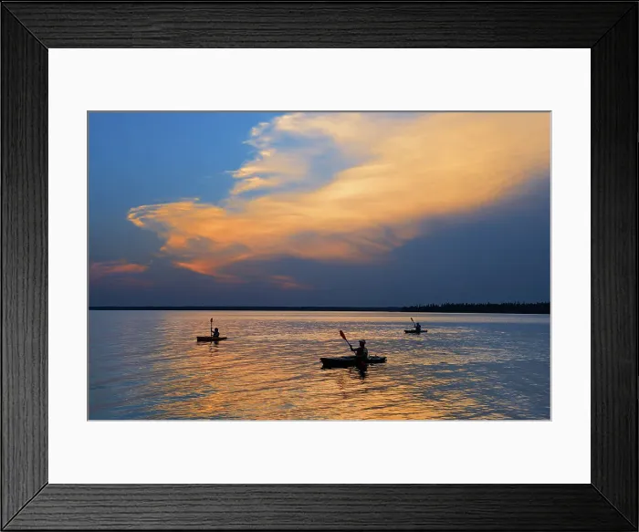 Framed Print : Kayaking on Clear Lake at sunset, Riding Mountain National Park, Manitoba, Canada Framed Print : Kayaking on Clear Lake at sunset, Riding Mountain National Park, Manitoba, Canada