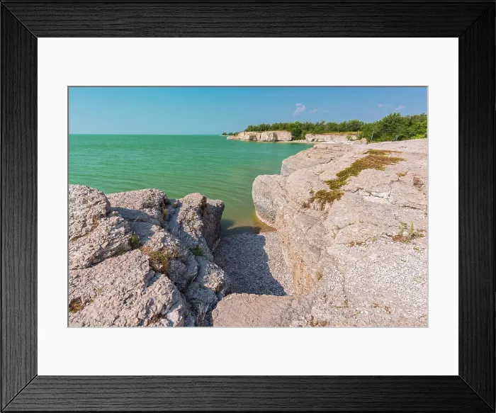 Framed Print : Limestone cliffs along Lake Manitoba, Steep Rock Provincial Park, Manitoba, Canada Framed Print : Limestone cliffs along Lake Manitoba, Steep Rock Provincial Park, Manitoba, Canada