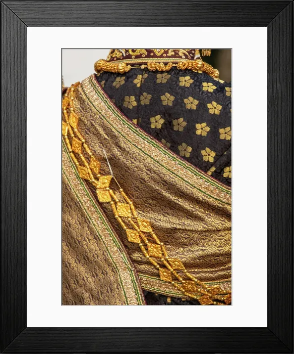 Framed Print : Bride wearing traditional clothes for her wedding photographs, Luang Prabang (ancient capital of Laos on the Mekong river), Laos Framed Print : Bride wearing traditional clothes for her wedding photographs, Luang Prabang (ancient capital of Laos on the Mekong river), Laos