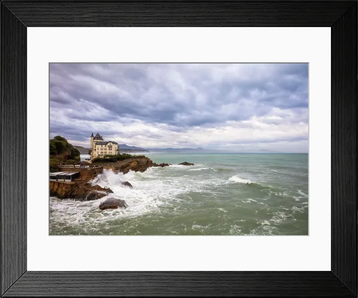 Framed Print : Villa Belza at dusk, , Biarritz, Pyrenees-Atlantiques, Nouvelle Aquitaine, France Framed Print : Villa Belza at dusk, , Biarritz, Pyrenees-Atlantiques, Nouvelle Aquitaine, France