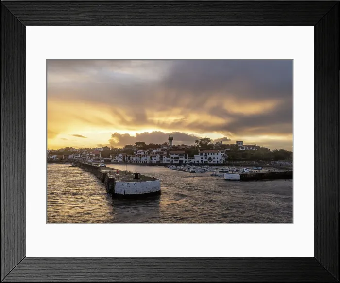 Framed Print : Socoa at dusk, Pyrenees-Atlantiques, Nouvelle Aquitaine, France Framed Print : Socoa at dusk, Pyrenees-Atlantiques, Nouvelle Aquitaine, France