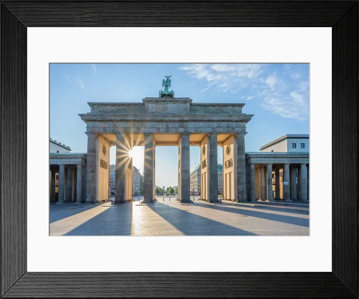 Framed Print : Brandenburger Tor in morning light, Berlin, Germany Framed Print : Brandenburger Tor in morning light, Berlin, Germany