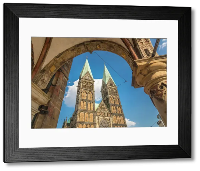 Framed Print : St. Petri Cathedral seen from the town hall colonnade, Bremen, Germany Framed Print : St. Petri Cathedral seen from the town hall colonnade, Bremen, Germany