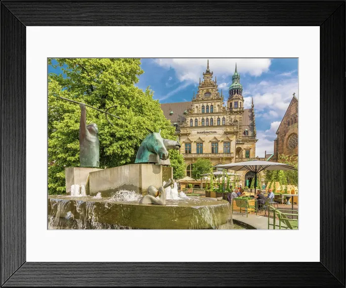 Framed Print : Neptune Fountain and Manufactum department store (formerly Bremer Bank-Haus) at Domshof, Bremen, Germany Framed Print : Neptune Fountain and Manufactum department store (formerly Bremer Bank-Haus) at Domshof, Bremen, Germany