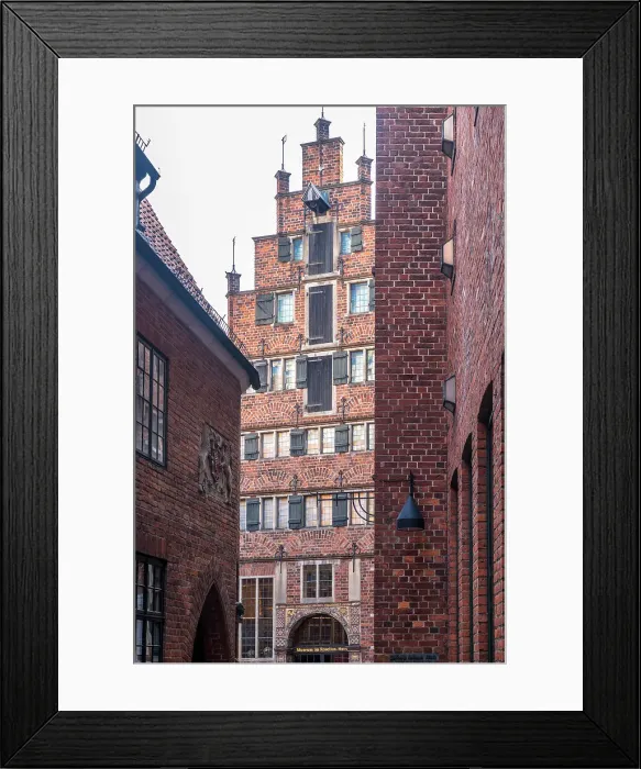Framed Print : Traditional brick houses in Boettcherstrasse, Bremen, Germany Framed Print : Traditional brick houses in Boettcherstrasse, Bremen, Germany