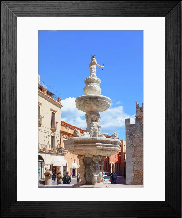 Framed Print : Piazza Duomo, Taormina, Sicily, Italy
