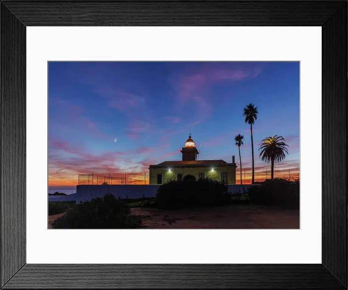 Framed Print : Lighthouse at Ponta da Piedade, Lagos, Algarve, Portugal