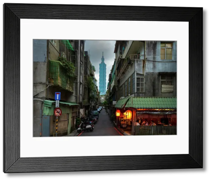 Framed Print : Taipei 101, Taipei, Taiwan Framed Print : Taipei 101, Taipei, Taiwan
