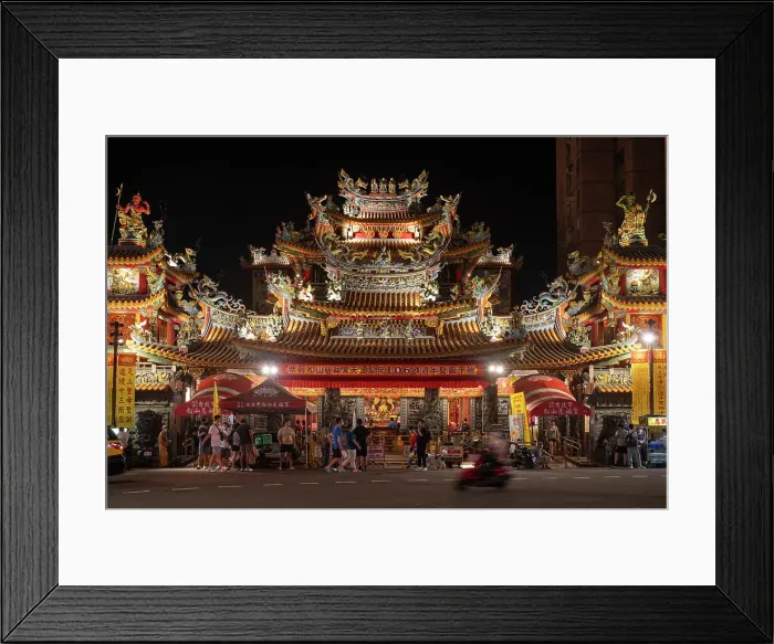 Framed Print : Raohe Street Night Market, Taipei, Taiwan Framed Print : Raohe Street Night Market, Taipei, Taiwan
