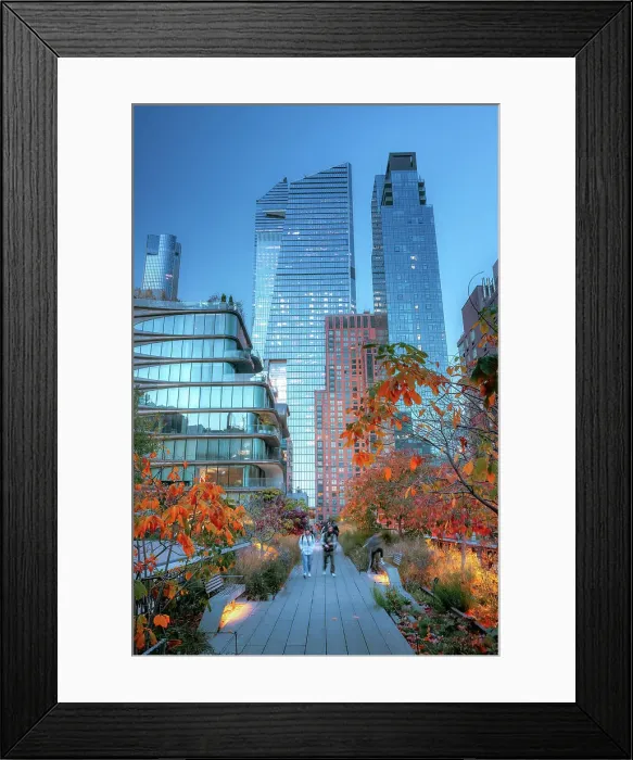 Framed Print : USA, New York City, people walking on the High Line between Chelsea and Hudson Yards with the Edge building in the background Framed Print : USA, New York City, people walking on the High Line between Chelsea and Hudson Yards with the Edge building in the background