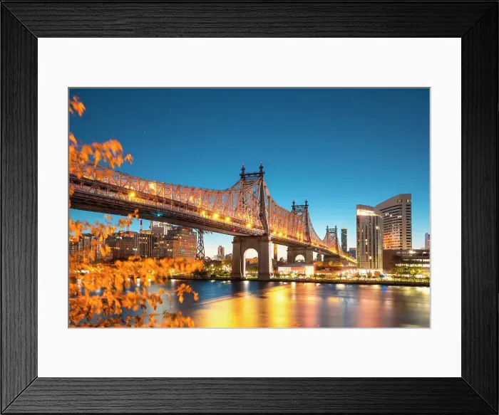 Framed Print : USA, New York City, view of the Queensboro bridge and the Roosevelt island