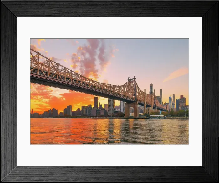 Framed Print : USA, New York City, view of the Queensboro bridge and the Roosevelt island Framed Print : USA, New York City, view of the Queensboro bridge and the Roosevelt island