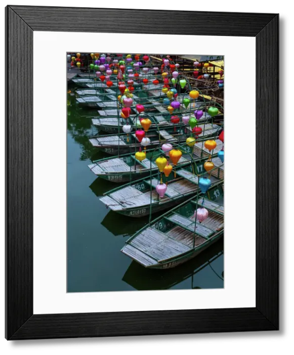 Framed Print : Pho Co Hoa Lu (ancient capital of Vietnam in 10-11th centuries), Ninh Binh, Vietnam Framed Print : Pho Co Hoa Lu (ancient capital of Vietnam in 10-11th centuries), Ninh Binh, Vietnam