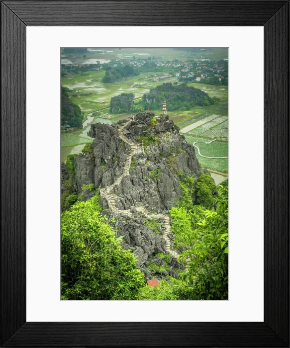 Framed Print : Hang Mua Small Pagoda, Ninh Binh, Vietnam Framed Print : Hang Mua Small Pagoda, Ninh Binh, Vietnam