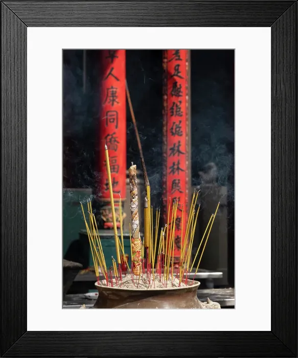 Framed Print : Ba Thien Hau Temple, Ho Chi Minh City (Saigon), Vietnam Framed Print : Ba Thien Hau Temple, Ho Chi Minh City (Saigon), Vietnam