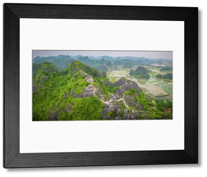 Framed Print : Hang Mua Big Pagoda, Ninh Binh, Vietnam