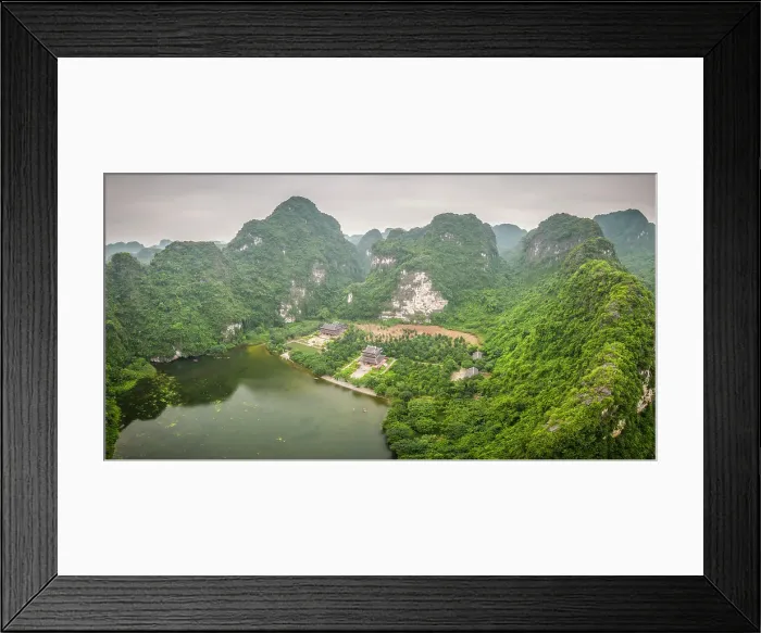Framed Print : Den Thanh Cao Son temple, Trang An, Ninh Binh, Vietnam Framed Print : Den Thanh Cao Son temple, Trang An, Ninh Binh, Vietnam