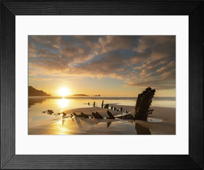 Framed Print : Shipwreck of the Helvetia on the sandy shores of Rhossili Bay at sunset, Gower Peninsula, South Wales, UK. Winter (January) 2020 Framed Print : Shipwreck of the Helvetia on the sandy shores of Rhossili Bay at sunset, Gower Peninsula, South Wales, UK. Winter (January) 2020