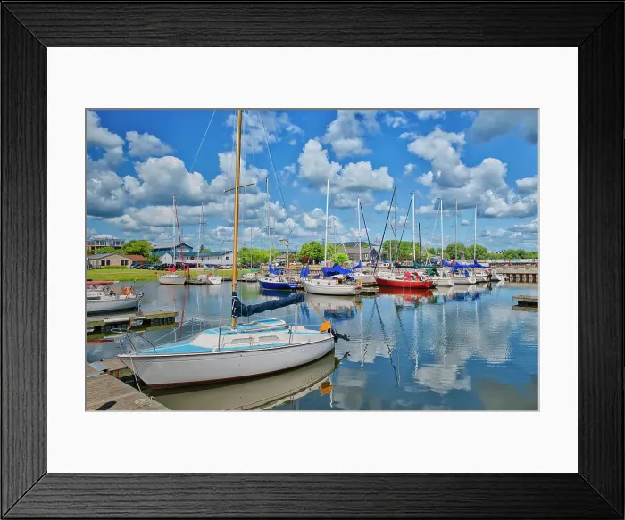 Framed Print : Sailboats and cumulus clouds in marina on Lake Winnipeg. Gimli, Manitoba, Canada Framed Print : Sailboats and cumulus clouds in marina on Lake Winnipeg. Gimli, Manitoba, Canada